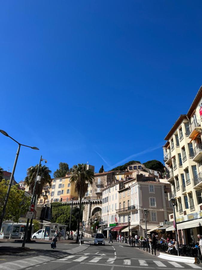 Appartement 33 M2 Comme Une Junior Suite - Vue Port Et Palais Des Festivals كان المظهر الخارجي الصورة